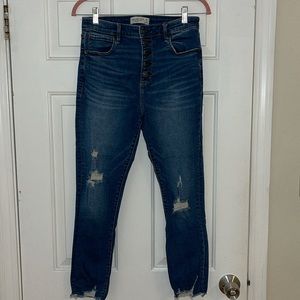 Abercrombie & Fitch super skinny ankle high rise denim. Size 8/29